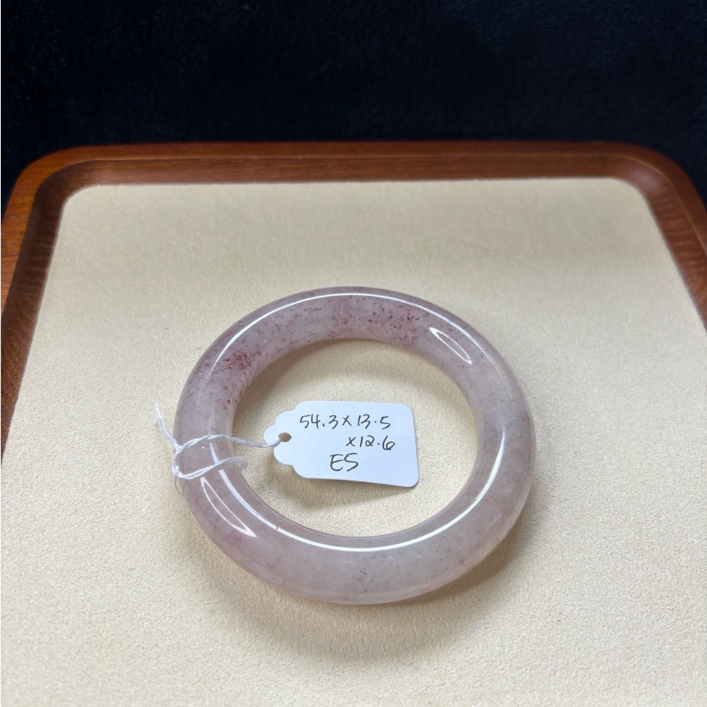 Shetai Jade Bangle - Picture 2 of 7